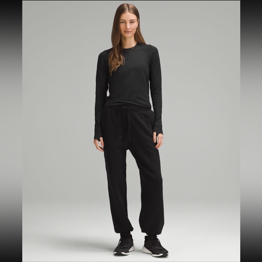 Lululemon || Black Ribbed Rest Less Running Pullover Longsleeve Shirt